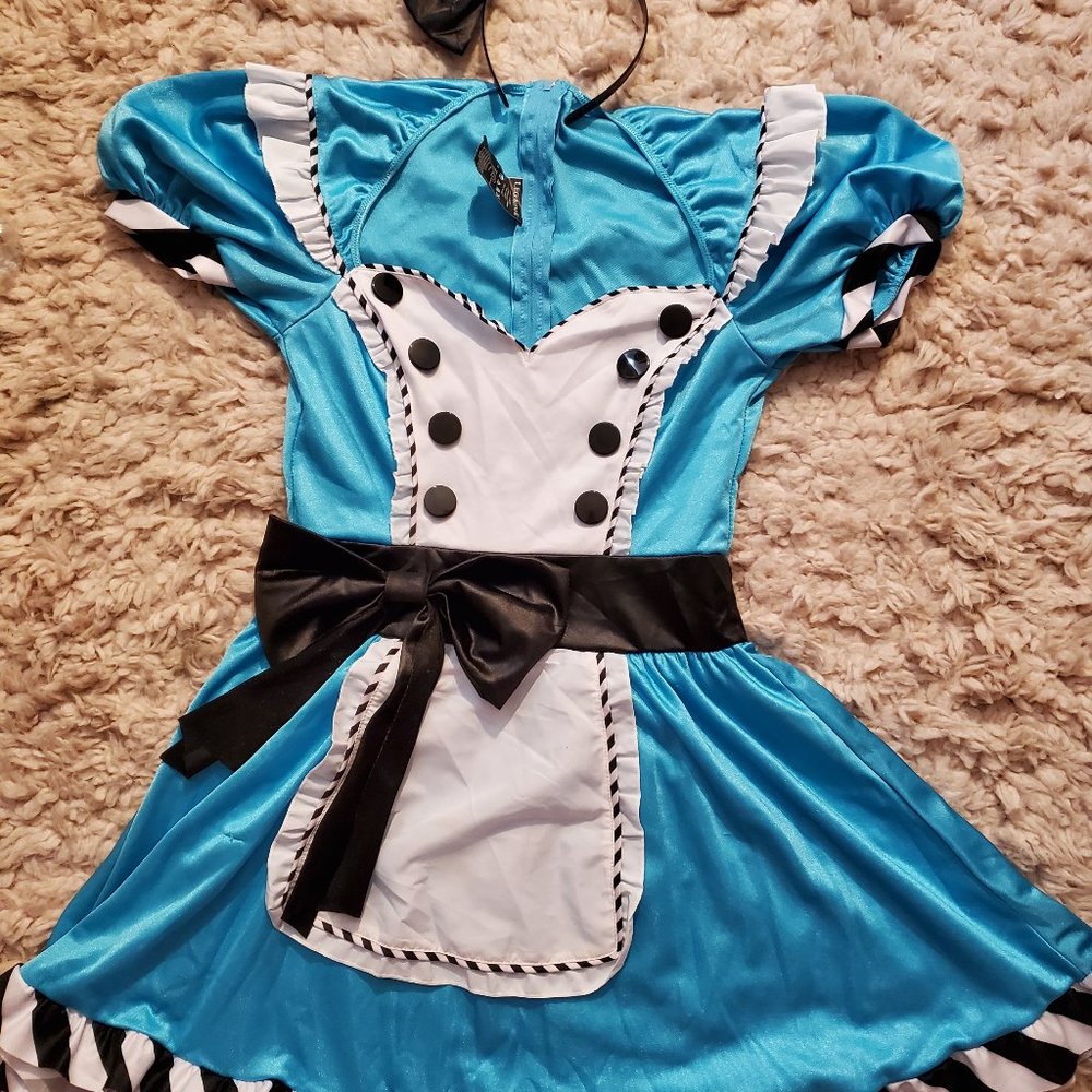 Leg Avenue Charming Alice S/M Costume